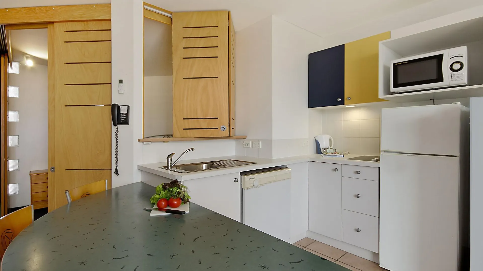 **** Aparthotel Beach Club Resort Mooloolaba Australia