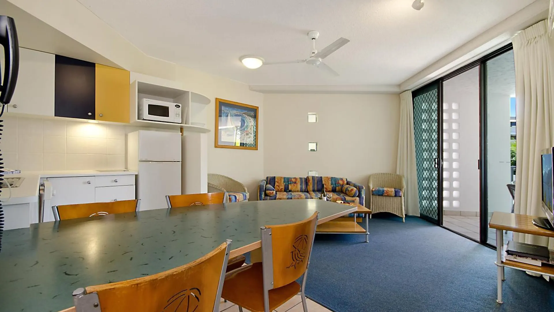 Beach Club Resort Mooloolaba 4*,  Australia