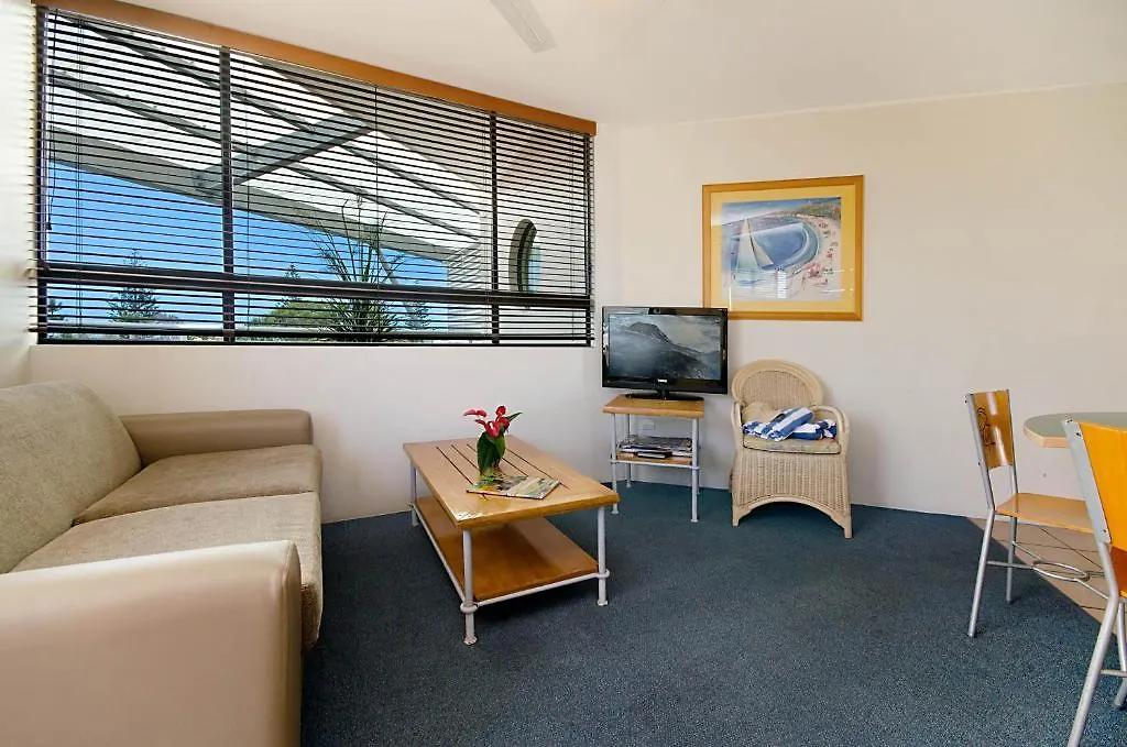 Beach Club Resort Mooloolaba 4*,