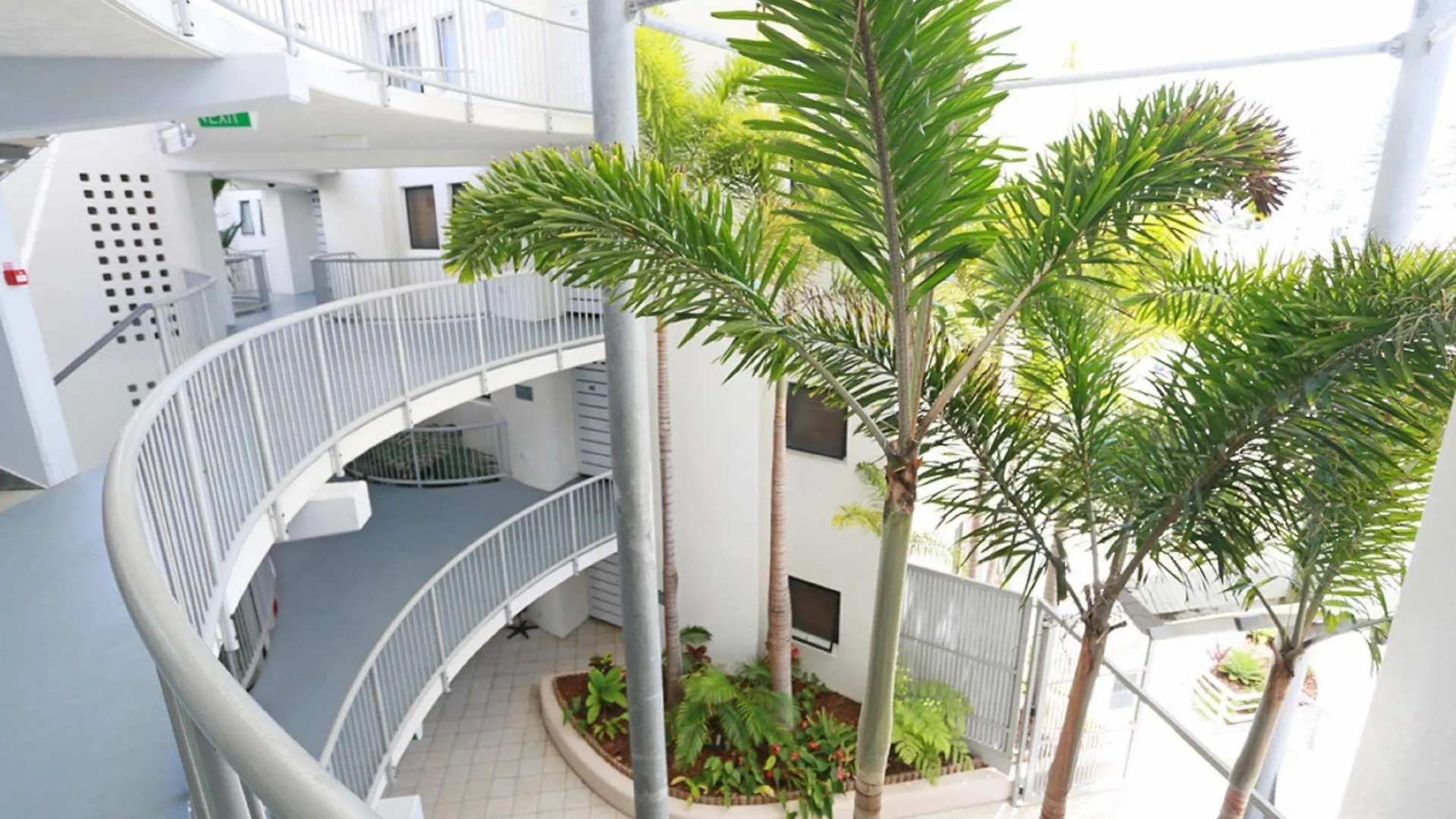 Beach Club Resort Mooloolaba Avustralya